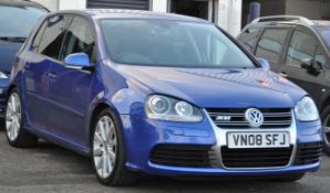 1 x Volkswagon Golf R32 V6 