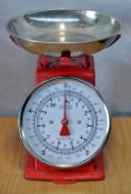 1 x Hanson Kitchen Scales – Max 5kg - Pre-owned, Great Condition With No Damage Or Major Wear  - Ref