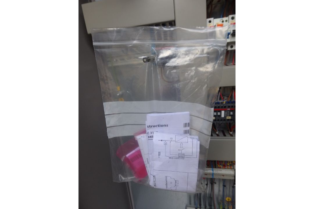 1 x Space Engineering 2 Door Refridgeration Unit With Control Panel and Dorin SCC300B Semi- - Image 16 of 25