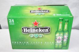 24 x Heinken Beer 330ml Bottles - Best Before Date: SEPT 2015 - CL103 - Ref PAR31 - Location: