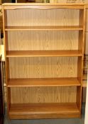 1 x Medium Oak 3ft Shelving Unit - Ex Display Stock In Very Good Condition – Ref CH025 – Current