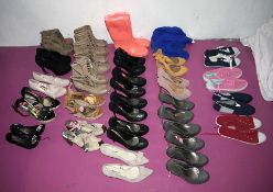 52 x Pairs Of Assorted Women's Shoes – Box435 -  Various Colours & Designs – Sizes Range from 4-8,