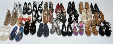 21 x Assorted Pairs Of Ladies Shoes & Boots - Various Styles – Various Sizes – Box2027 - Ref: 0000 -
