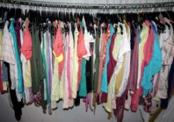 121 x Items Of Assorted Women's Clothing –  Box423 – Includes Tops - Huge Selection Of Designs -