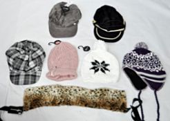 200 x Items Of Assorted Women's / Girls Jewellery And Hats – Box2207 – HUGE Resale Potential -