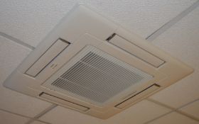 1 x Mitsubishi Air Conditioning Indoor Unit - Model PLFY-P20VCM-E2 - 220/240v - Includes Wall