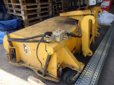 1 x Forklift Truck Hydraulic Sweeper - CL057 - Location: Welwyn, Hertfordshire, AL7