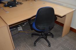 1 x Ergonomic Office Desk With Office Chair - Right Hand - Quality Modern Office Desk With Birch