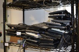 30 x Desktop Computer Keyboards - Generic, HP, Compaq -  From Working Office Environment - Ref SB194