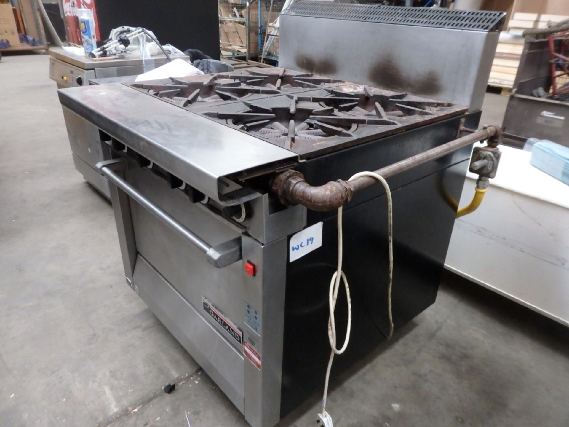 1 x Garland Commercial Range Cooker - Four Gas Burners - On Castors - Suitable For Professional - Image 9 of 10