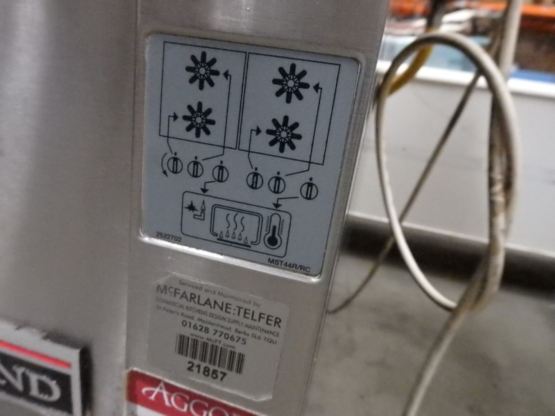 1 x Garland Commercial Range Cooker - Four Gas Burners - On Castors - Suitable For Professional - Image 2 of 10