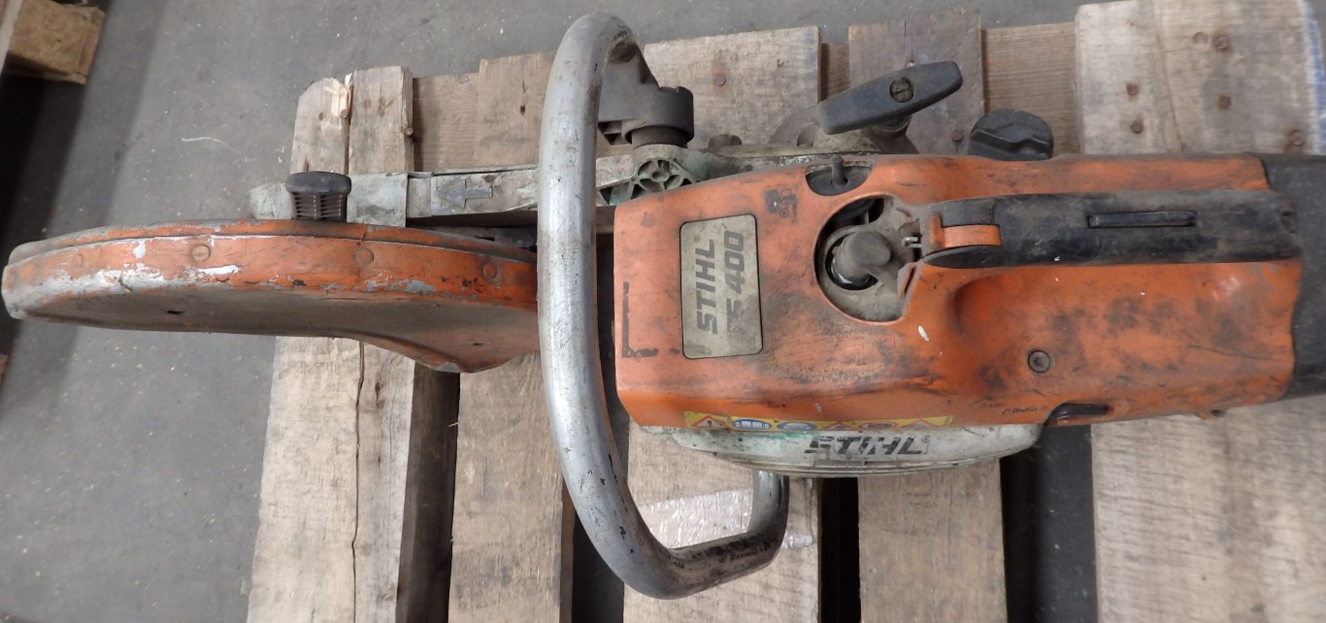 1 x Stihl Petrol Cut Off Saw Model TS400 - Untested - CL057 - Location: Welwyn, Hertfordshire, AL7 - Image 2 of 10