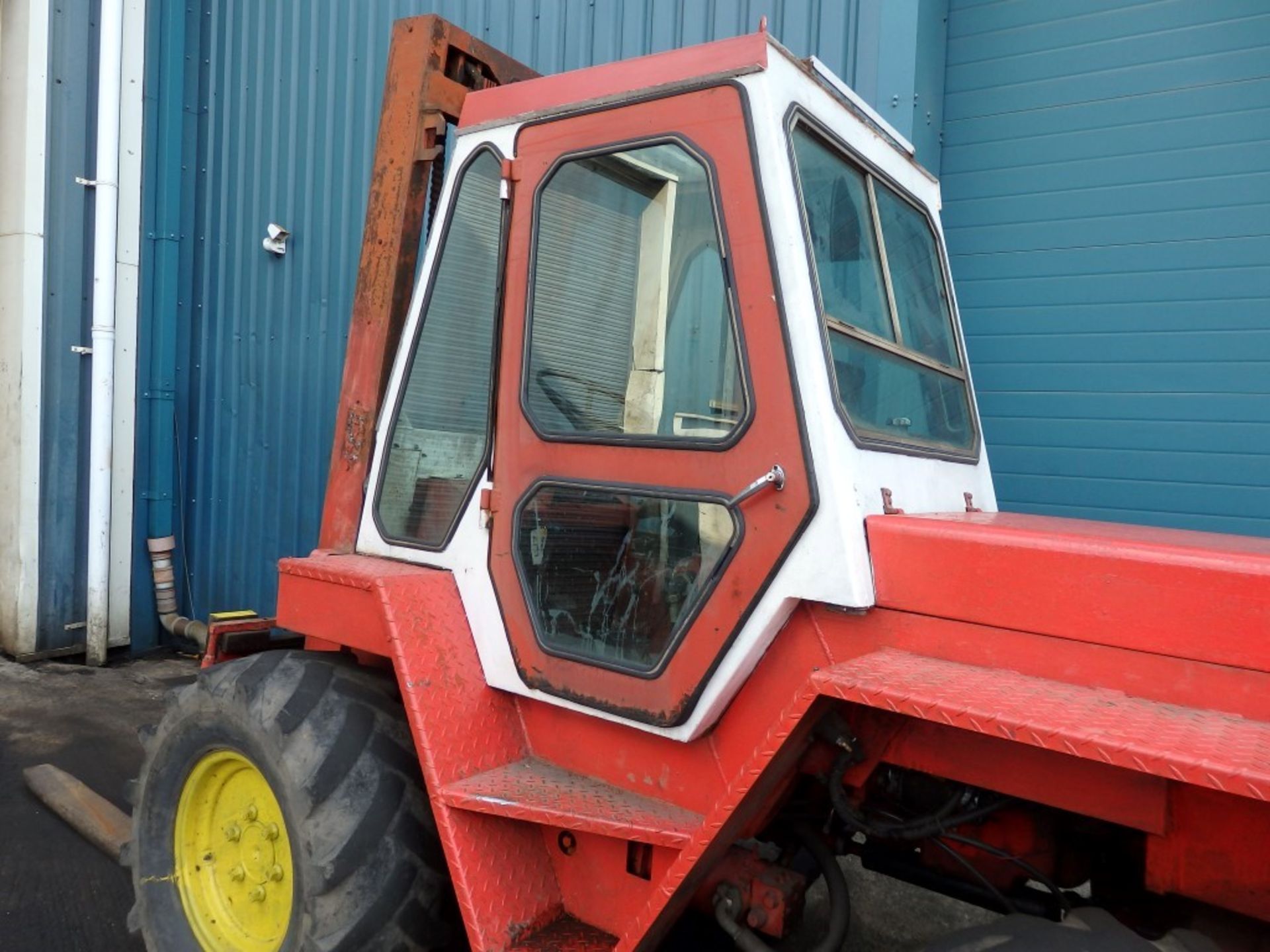 Manitou Heavy Duty Lift Rough Terrain Diesel Forklift Truck 4444hrs - Exhaust requires attention - Image 20 of 30