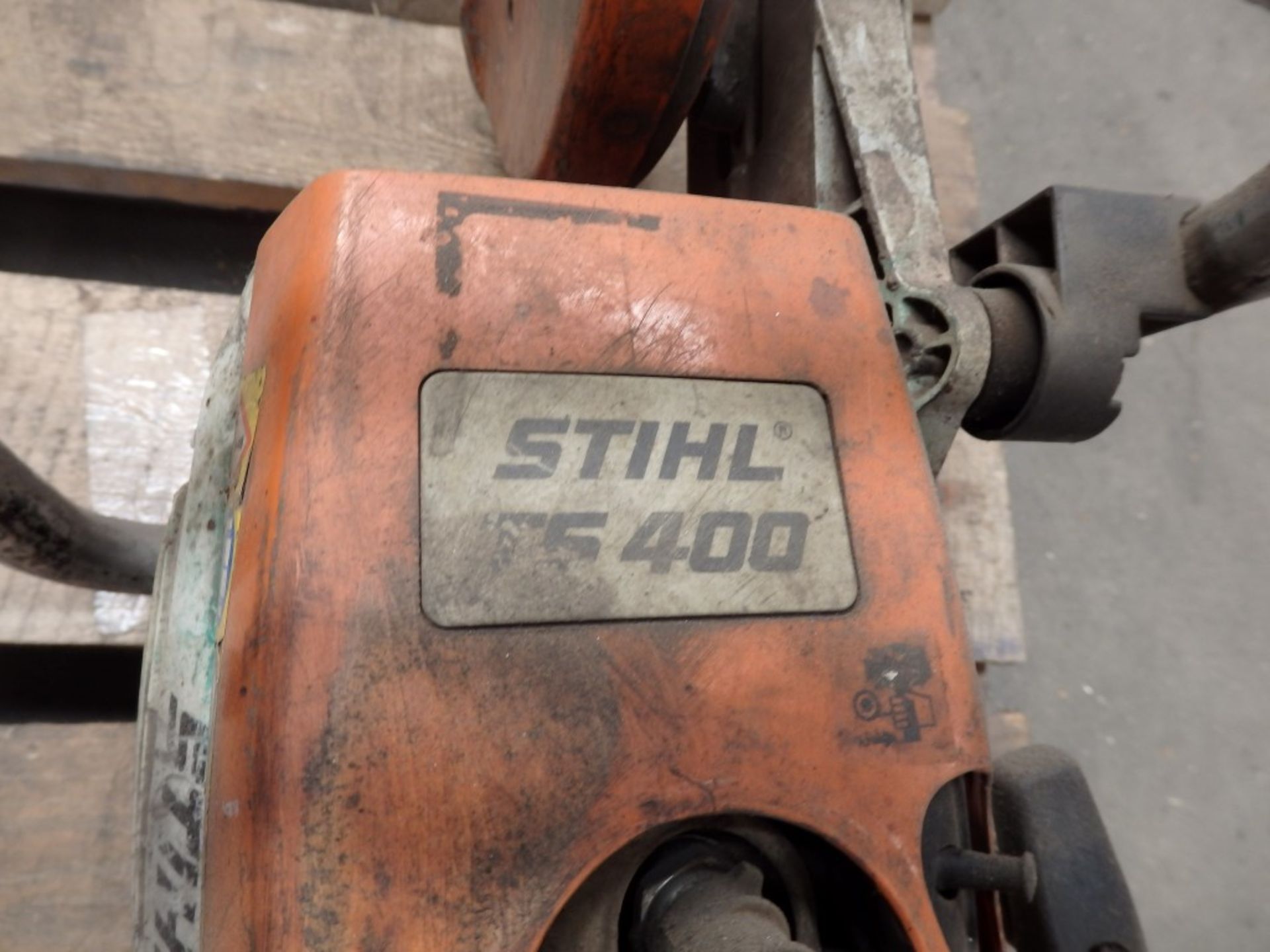 1 x Stihl Petrol Cut Off Saw Model TS400 - Untested - CL057 - Location: Welwyn, Hertfordshire, AL7 - Image 4 of 10