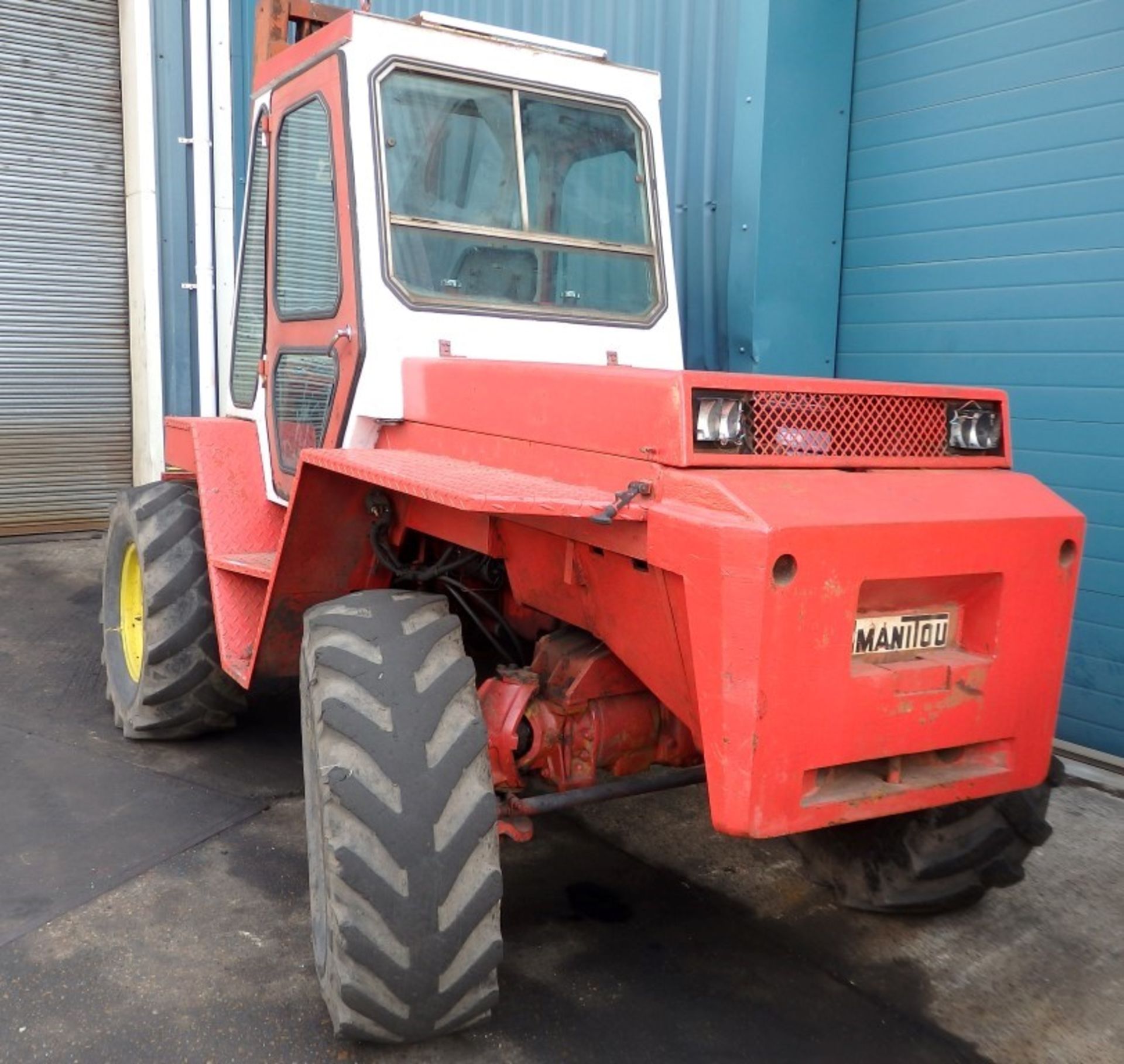 Manitou Heavy Duty Lift Rough Terrain Diesel Forklift Truck 4444hrs - Exhaust requires attention - Image 15 of 30