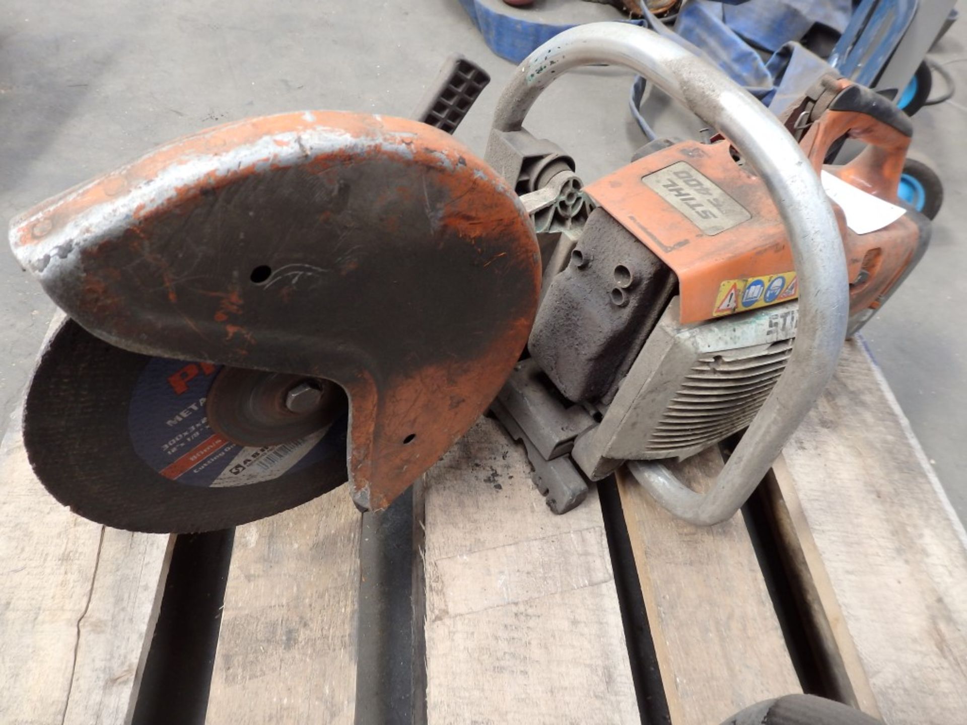 1 x Stihl Petrol Cut Off Saw Model TS400 - Untested - CL057 - Location: Welwyn, Hertfordshire, AL7 - Image 10 of 10