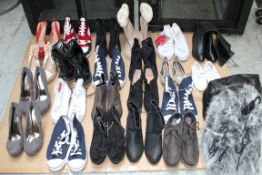 27 x Pairs Of Assorted Ladies Footwear – Box2602 – Includes Shoes & Boots - Various Colours, Sizes &