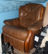 1 x Brown Leather Reclining Armchair - Used - CL090 - Ref US BL174 - Location: Blackpool FY1