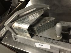 1 x Prince Castle Series 943 Tomato Sabre Slicer - Ref 261 - CL200 - Location: Somerset BA16