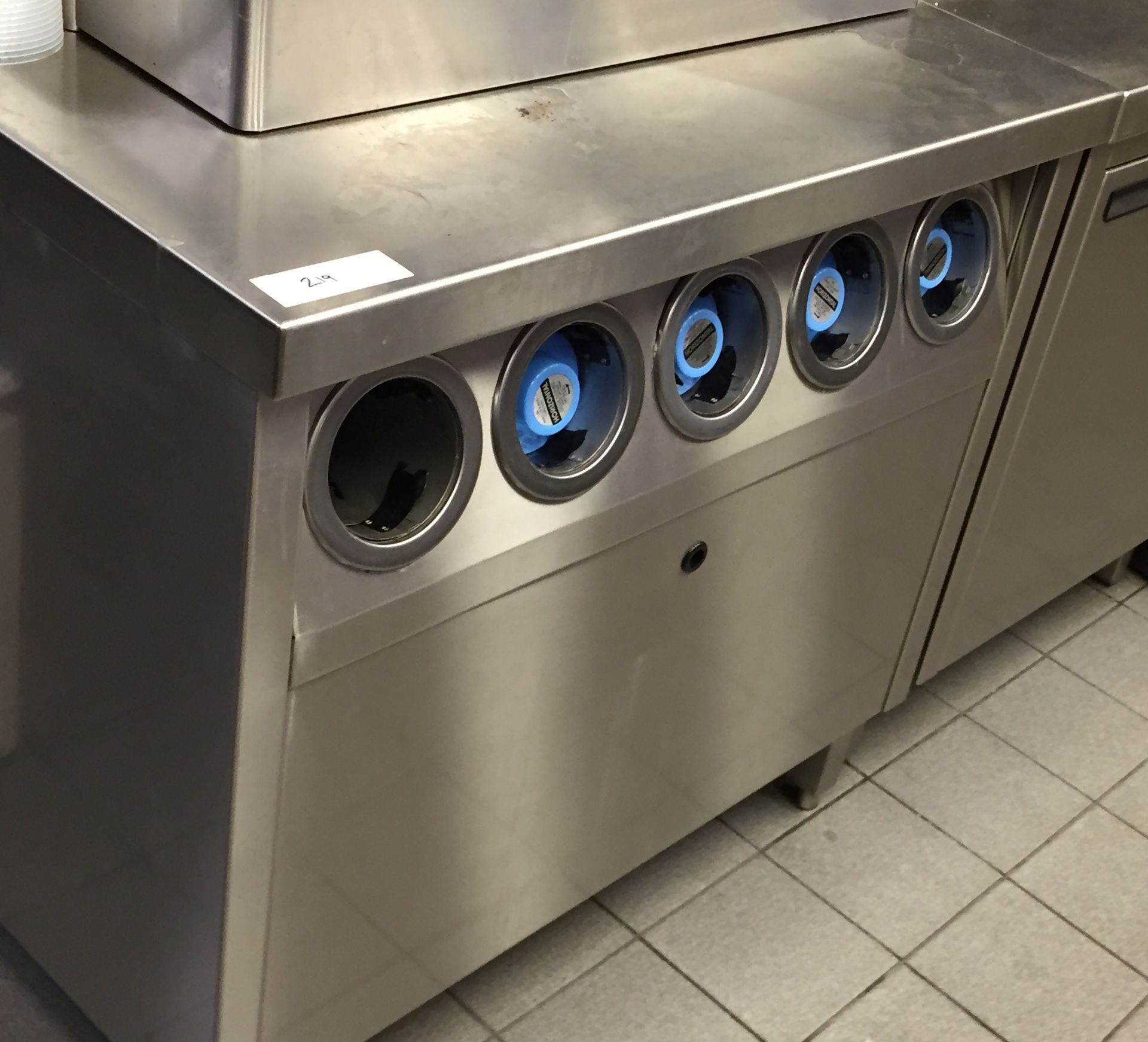 1 x Stainless Steel Commercial Cup Dispenser Cabinet - Features 5 Cup Dispensers - H89 x W91 x D70 - Image 2 of 3