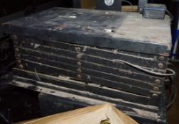 1 x Electric Platform Scissor Lift - 240v AC - Platform Size 70 x 46 cm - CL090 - Ref FBA BL006 -