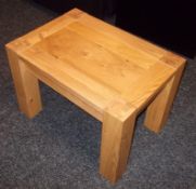 1 x Bentley 'Burr' Oak Lamp Table - Ex Display Stock – Dimensions: W60 x D42 x H39cm - Ref: F152 -