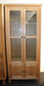 1 x Actona Solid Oak Illuminated 4-Door Display Unit - Ex Display Stock – Dimensions: W97 x D47 x