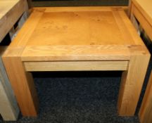1 x Bentley 'Burr' Oak Square Lamp Table - Ex Display Stock – Dimensions: W60 x D60 x H39cm - Ref: