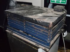 1 x Electric Platform Scissor Lift - 240v AC - Platform Size 70 x 46 cm - CL090 - Ref FBA BL007 -