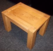 1 x Bentley 'Burr' Oak Lamp Table - Ex Display Stock – Dimensions: W60 x D42 x H39cm - Ref: F152 -