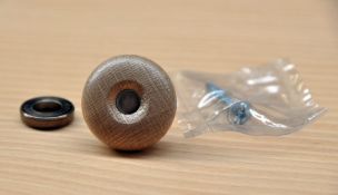 500 x High Quality Light Oak / Pewter Kitchen Door Knobs / Handles - 30mm Diameter - New Stock -