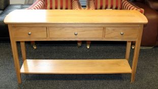 1 x Fryer Ash Top Painted Finish Console Table - 3-Drawer - Ex Display Stock – Dimensions: W145 x