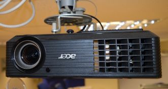1 x Acer X1261 DLP Projector With Ceiling Bracket, Remote Control and Vega Projector Screen -