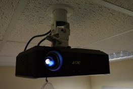 1 x Acer X1261 DLP Projector With Ceiling Bracket and Remote Control - CL300 - Ref S110 -