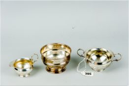 A circular silver pedestal bowl, 3 ozs, Birmingham 1913 and a twin handled circular silver sugar