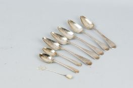 A mixed parcel of silver coffee and grapefruit spoons, Sheffield 1932 and a small fork, total 6 ozs