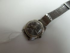 An Omega gent's automatic Chronometer Constellation running wristwatch (scratches to glass)