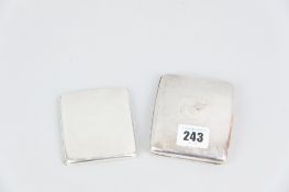 A gentleman's plain silver cigarette case, 2.5 ozs, Birmingham 1919 and an engine turned silver