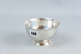 A plain sterling silver circular pedestal bowl, 8.2 ozs