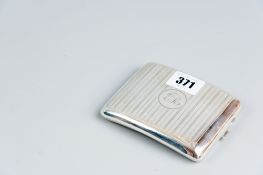 A gentleman's curved silver cigarette case, 5 ozs, Birmingham 1916