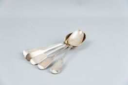 Three pairs of silver serving spoons, 4.6 ozs, London 1830; 4.8 ozs, London 1861 and 4.8 ozs, London