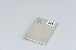 A gentleman's engine turned silver cigarette case, 6.5 ozs, Birmingham 1940