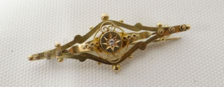 A 15ct gold and diamond antique bar brooch, 3.25gms