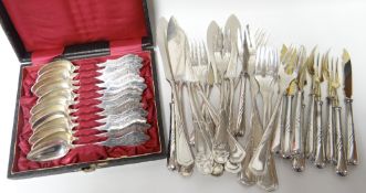 A Continental silver fish cutlery set for eight and a set of twelve cased Continental tea-spoons,