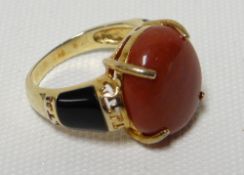 A modern, possibly gold-plated on silver, and agate ring