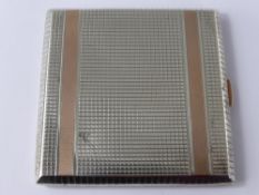 A Lady's Solid Silver and Gold Banded Compact, Birmingham hallmark, H.K dated 1949, approx 160 gms