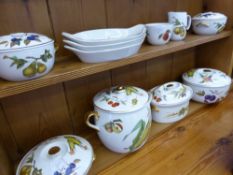 Quantity of Royal Worcester 