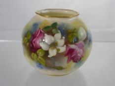 A Royal Worcester Vase, hand painted with roses, nr G161 to the base, approx 7 cms