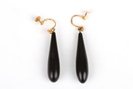 A pair of early 20th century 9ct gold and Jet pendant earrings, 3 cm long.Condition: Good condition