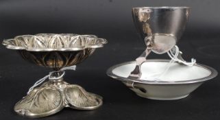 A collection of silver plated items to i